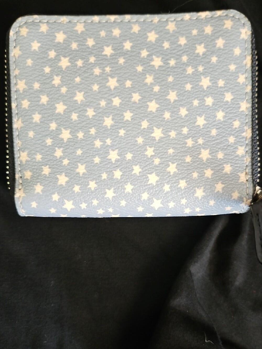 Coach Light Blue Star Print Compact Wallet EUC - Picture 2 of 9